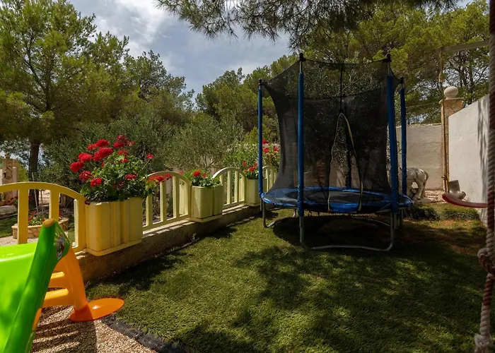 Family Friendly House With A Swimming Pool Cove Koramaslinova - Koromaslinova, Brac - 15479 *